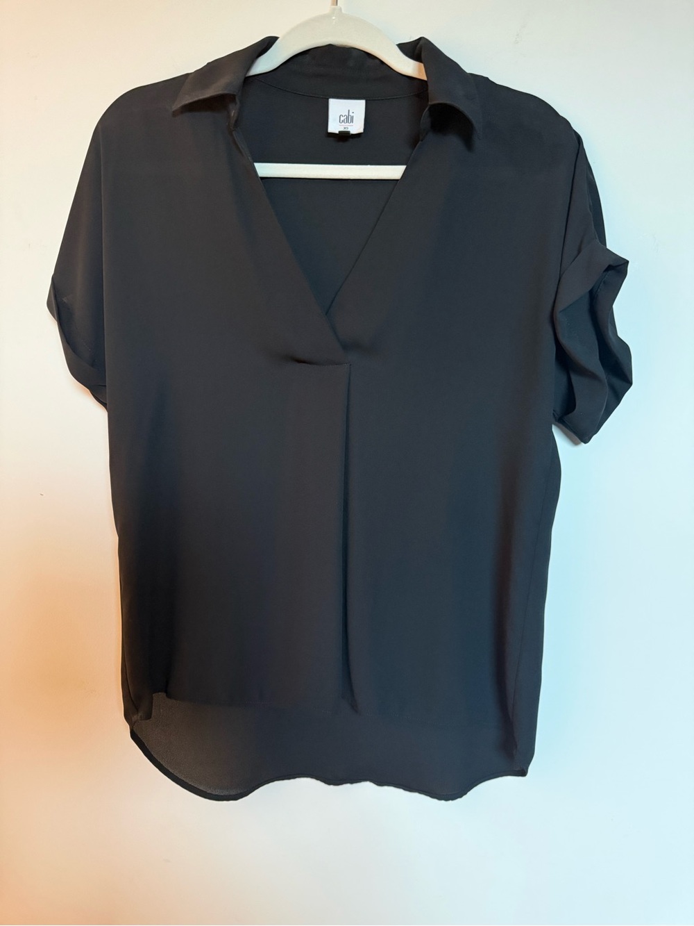 Cali V-Neck Short Sleeve Blouse - Black